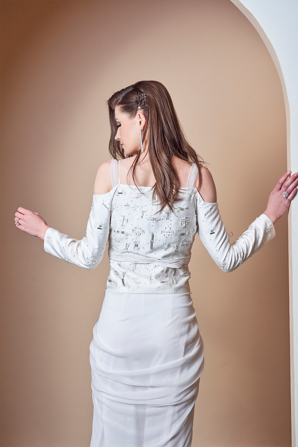 Nalki Motif White Off Shoulder Jacket Saree