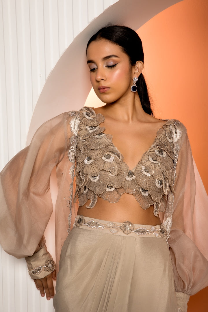 Pallavi Singh in Pansies Set