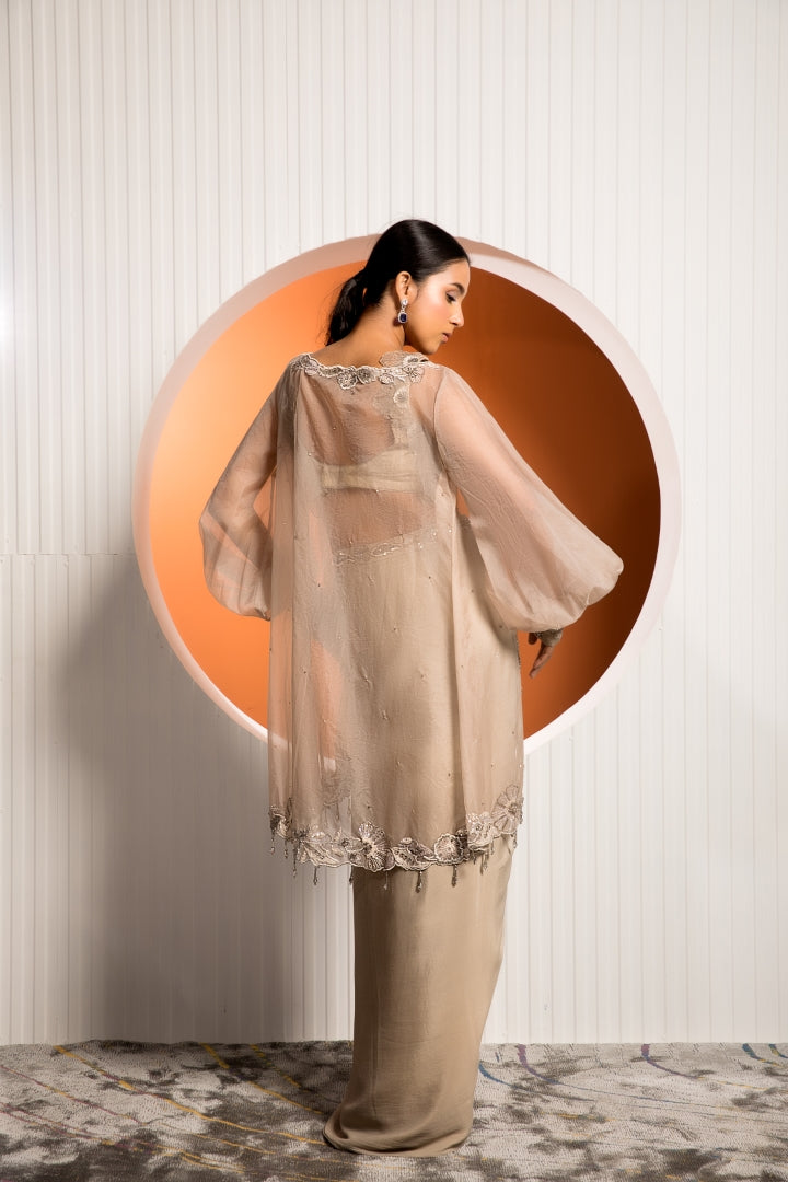 Pallavi Singh in Pansies Set