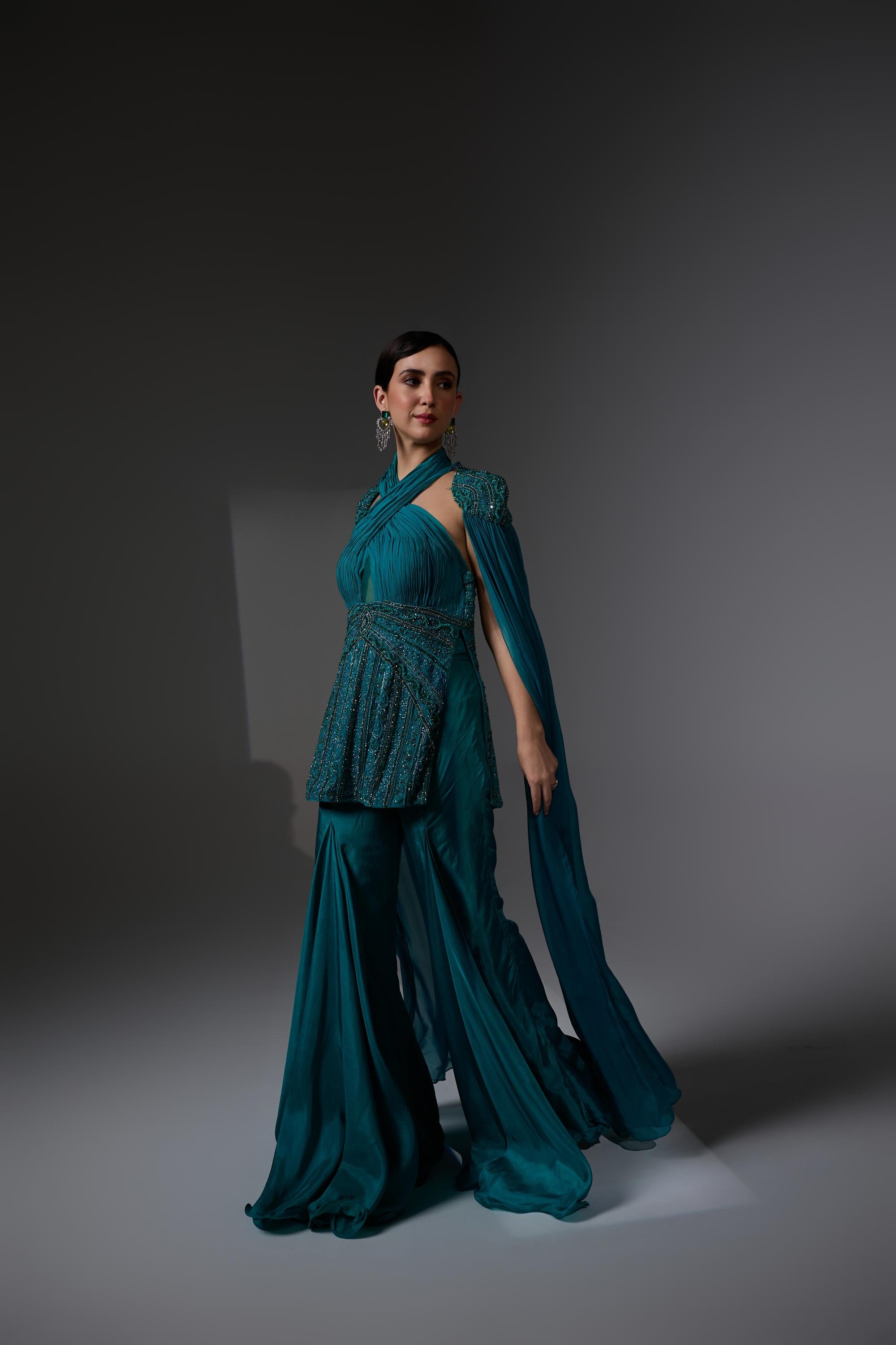 Alma sharara set