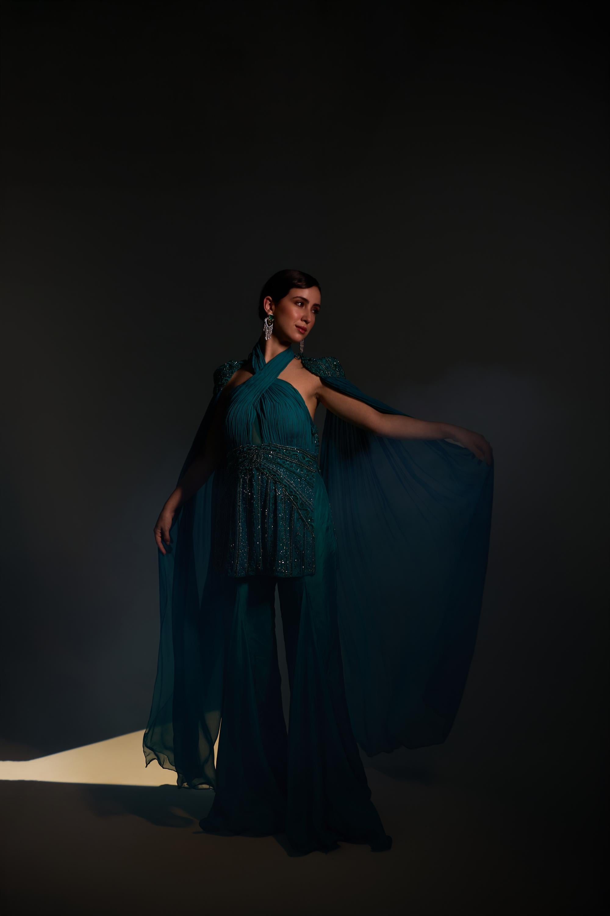 Alma sharara set