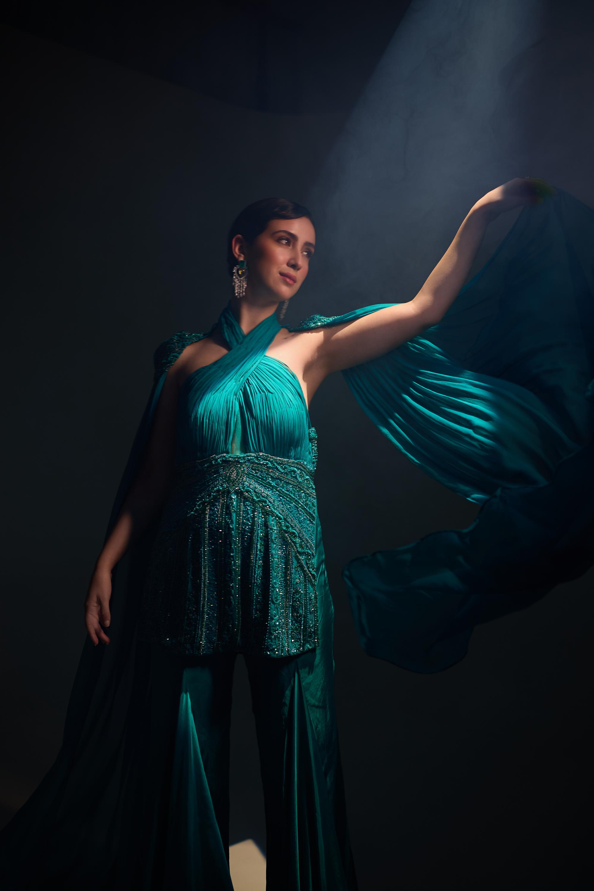 Alma sharara set